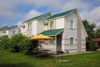 Городок отдыха «ЖЕМЧУЖНЫЙ» ООО "ЛАЗУР" — Владивосток: фото объекта размещения