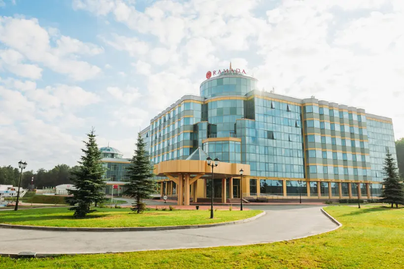 Гостиница Ramada by Wyndham Yekaterinburg Hotel & SPA — Екатеринбург: фото объекта размещения