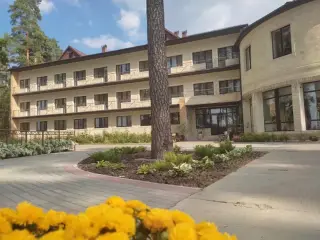 ЗАГОРОДНЫЙ ОТЕЛЬ «СЛАВЯНКА» ООО "СЛАВЯНКА" — Жуковка: фото объекта размещения