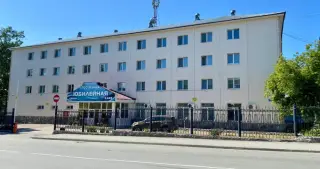 городская гостиница "Юбилейная" — Долинск: фото объекта размещения
