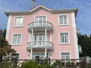 Арт Прованс у моря — Ялта: фото объекта размещения