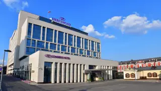 Гостиница «SHERATONPLAZA Уфа-Конгресс Отель»  ООО «Гранель-Недвижимость» — Уфа: фото объекта размещения