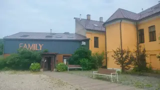 Отель "ФЭМИЛИ" — Псков: фото объекта размещения