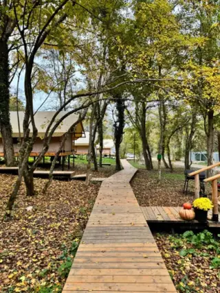Глэмпинг "Белый кролик" — Краснодарский край: фото объекта размещения