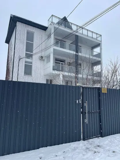 Гостевой дом Villa Vitaliya — Ейск: фото объекта размещения