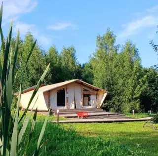 Глэмпинг Видомлицы — Новгородская область: фото объекта размещения
