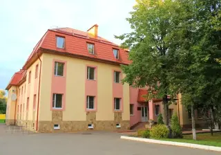Гостиничный комплекс  «Чайка» ООО «ГК «Чайка» — Углич: фото объекта размещения