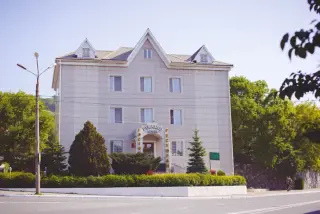 Гостиница «Пирамид Отель» ООО «Пирамид Отель» — Находка: фото объекта размещения