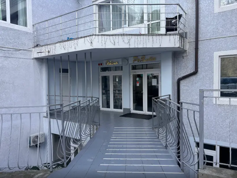 Гостиница РоЯлта 2-й этаж — Алупка: фото объекта размещения