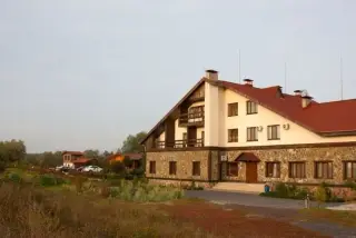 База отдыха «Усадьба Ольшаное» ООО «Озеро Ольшаное» — Курская область: фото объекта размещения