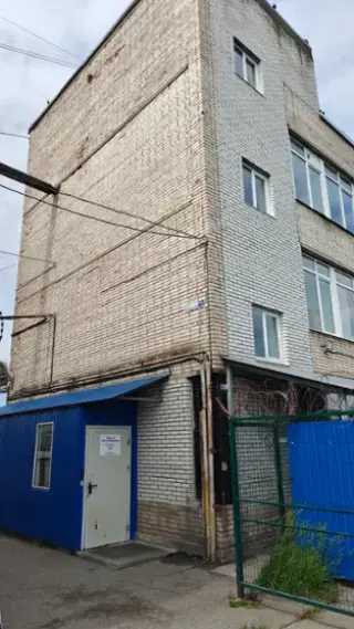 ХОСТЕЛ «УЮТ на Революции» ООО «УЮТ» — Санкт-Петербург: фото объекта размещения