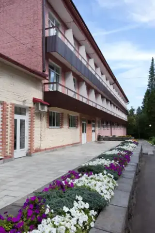 Санаторий-профилакторий "Озон" обособленное подразделение Акционерного общества "Сарапульский электрогенераторный завод" — Сарапул: фото объекта размещения