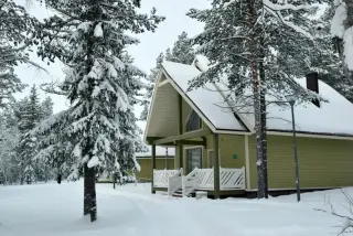 База отдыха "Лесная" ООО "Тирвас" — Апатиты: фото объекта размещения