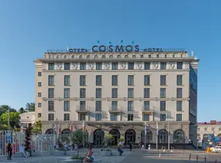 COSMOS SOCHI HOTEL / "КОСМОС СОЧИ ОТЕЛЬ" — Сочи: фото объекта размещения
