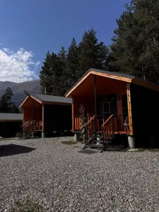 База отдыха "Paradise Forest" — Карачаево-Черкесская Республика: фото объекта размещения
