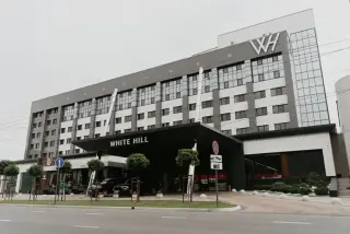 УАЙТ ХИЛЛ ОТЕЛЬ  «WHITE HILL HOTEL»  ООО "РЕСТО" — Белгородская область: фото объекта размещения