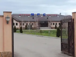 «Гостиничный комплекс «АРС» — Зеленокумск: фото объекта размещения