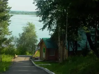 База отдыха "Крутые горки" ИП Зиппа Н.Н. — Удмуртская Республика: фото объекта размещения