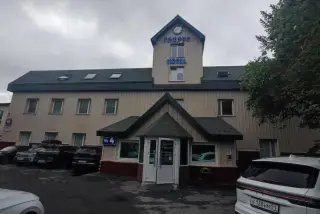 Гостиница "Гларус" ООО "Гларус" — Мурманск: фото объекта размещения