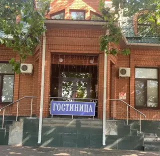гостиница "Кавказская" — Усть-Лабинск: фото объекта размещения