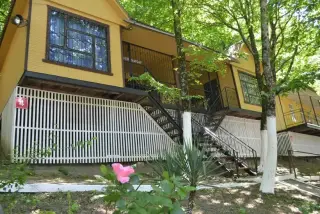 База отдыха "Аммонит (Севкавтисиз)" — Краснодарский край: фото объекта размещения