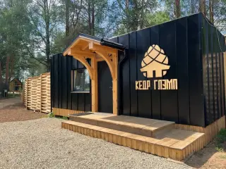 Глэмпинг Кедр Глэмп — Республика Коми: фото объекта размещения