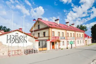 Гостиничный комплекс «Изборск» ООО "Гостиничный Комплекс "Изборск" — Псковская область: фото объекта размещения