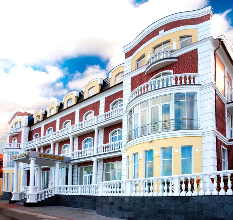 Отель Гранд Палас (Hotel Grand Palace) — Светлогорск: фото объекта размещения