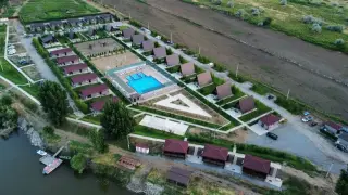 База отдыха «ЛАЗУРНАЯ» ИП Гордеев В.А. — Астраханская Область: фото объекта размещения