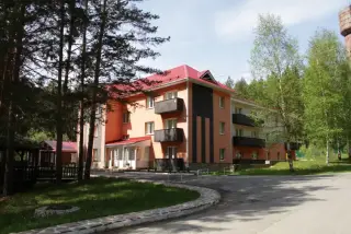 Спортивная база отдыха "Бажовия" — Сысерть: фото объекта размещения