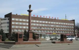 Гостиница "Юбилейная" ИП Бедняжонок Людмила Геннадьевна — Великие Луки: фото объекта размещения