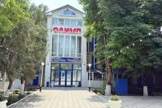 Гостинично-Развлекательный комплекс "Олимп" ИП Лаптинов Константин Николаевич — Зеленокумск: фото объекта размещения
