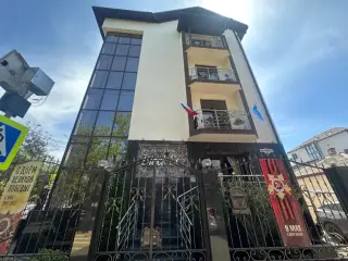 Отель «Черное море» («Hotel «Black Sea») ИП Канаканиди Н.Н. — Геленджик: фото объекта размещения