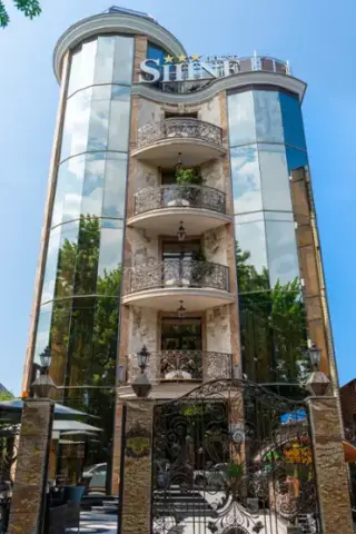 Отель «Шайн Хаус» («SHINE HOUSE») ИП Епремян Т.Г. — Сочи: фото объекта размещения