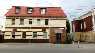 Отель Лев Толстой — Барнаул: фото объекта размещения