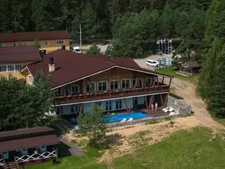 Загородный клуб "Любытино Хутор" — Новгородская область: фото объекта размещения