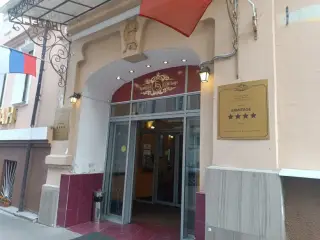 Гостиница «Эрмитаж» — Москва: фото объекта размещения