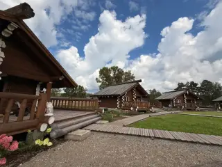 База отдыха "Поместье Пестриковъ" — Красноярский край: фото объекта размещения