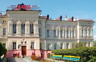 Бальнеолечебница и грязелечебница структурные подразделения Акционерного общества "Клинический курорт "Ангара" — Иркутск: фото объекта размещения