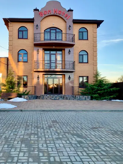 Гостиница Bon Hotel — Курганинск: фото объекта размещения