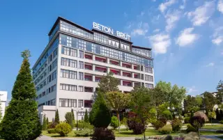 Отель «Beton Brut Ultra all Inclusive & SPA Anapa Miracleon 4*» («Бетон Брют Ультра ол инклюзив энд СПА Анапа Мираклеон 4*») — Анапа: фото объекта размещения