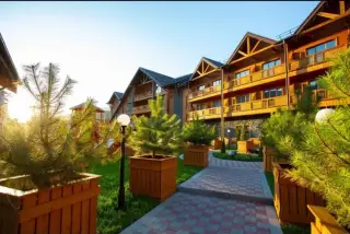 Отель "Arkhyz Royal Resort &SPА"  ОБЩЕСТВО С ОГРАНИЧЕННОЙ ОТВЕТСТВЕННОСТЬЮ "РЕЗОРТ" — Карачаево-Черкесская Республика: фото объекта размещения