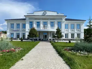 Гостиница «Тулпар» — Менделеевск: фото объекта размещения