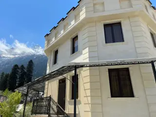 Гостиница «Castle» — Карачаево-Черкесская Республика: фото объекта размещения