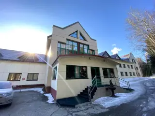 гостиница "Обь Грин Хаус" — Нижневартовск: фото объекта размещения