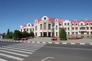 Гостиничный комплекс Культурно-исторического центра музея-заповедника «Прохоровское поле» — Белгородская область: фото объекта размещения
