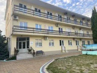Гостиничный комплекс «Изумруд - Лазаревская полиграфия» — Сочи: фото объекта размещения
