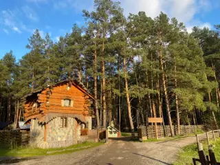 База отдыха "Деревня Берендеевка" — Республика Алтай: фото объекта размещения