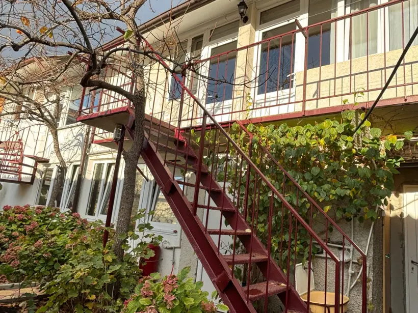 Гостевой дом У Зухры — Алушта: фото объекта размещения