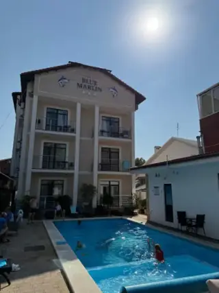 Отель"BLUE MARLIN" — Геленджик: фото объекта размещения